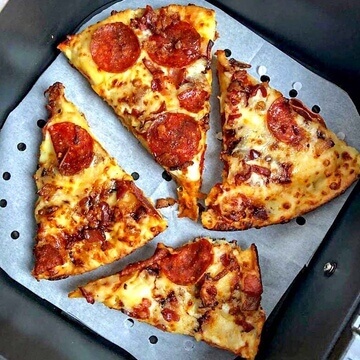 Reheat pizza in air fryer